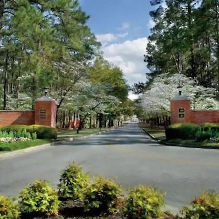 Comfortable Cottage On The Blue Mile - Close To Gsu! Statesboro Eksteriør billede